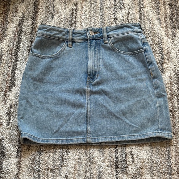 Brandy Melville Dresses & Skirts - Brandy Melville 100% cotton denim skirt
